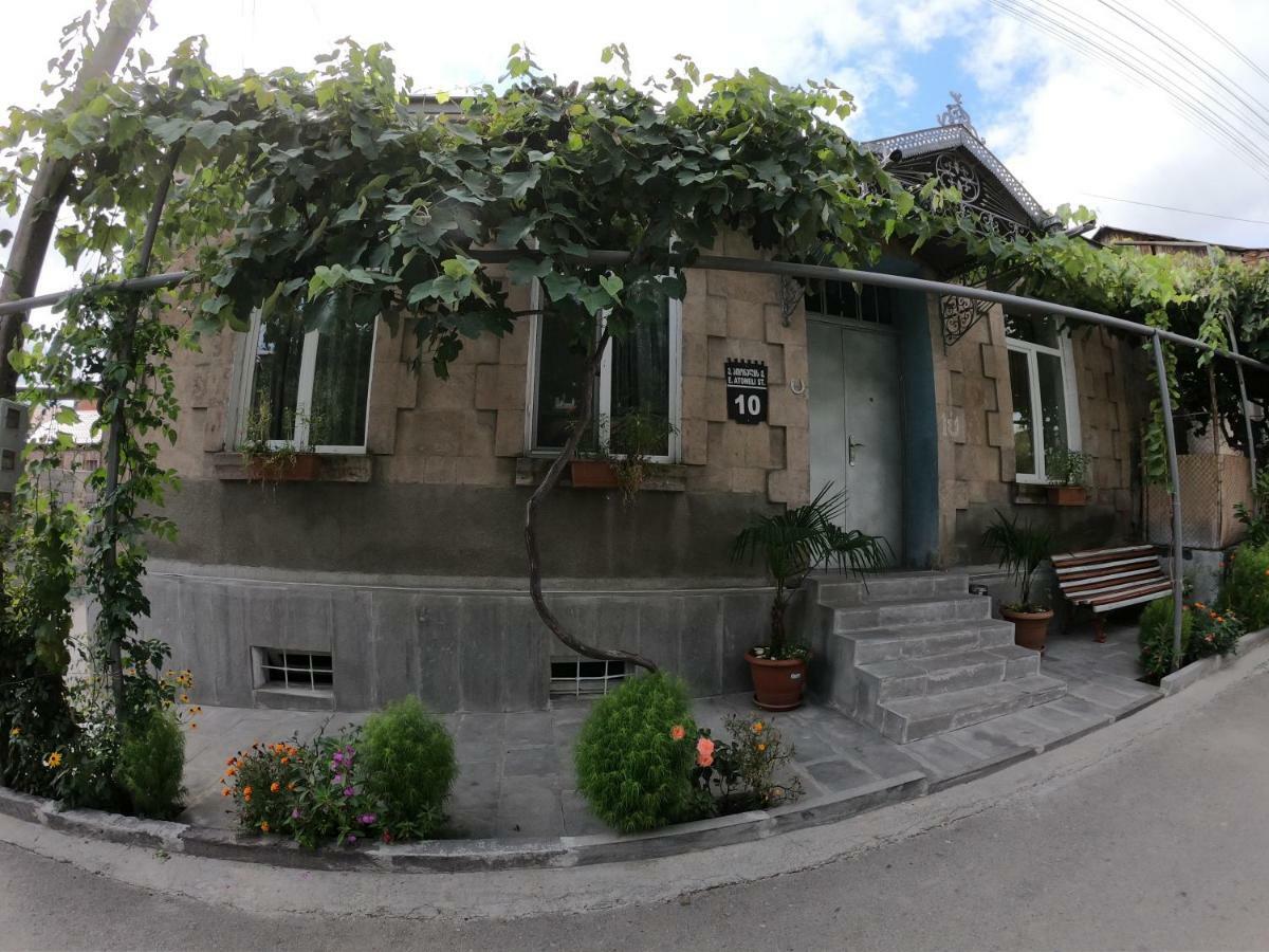 Host Family Hotel Akhaltsikhe  Exterior foto